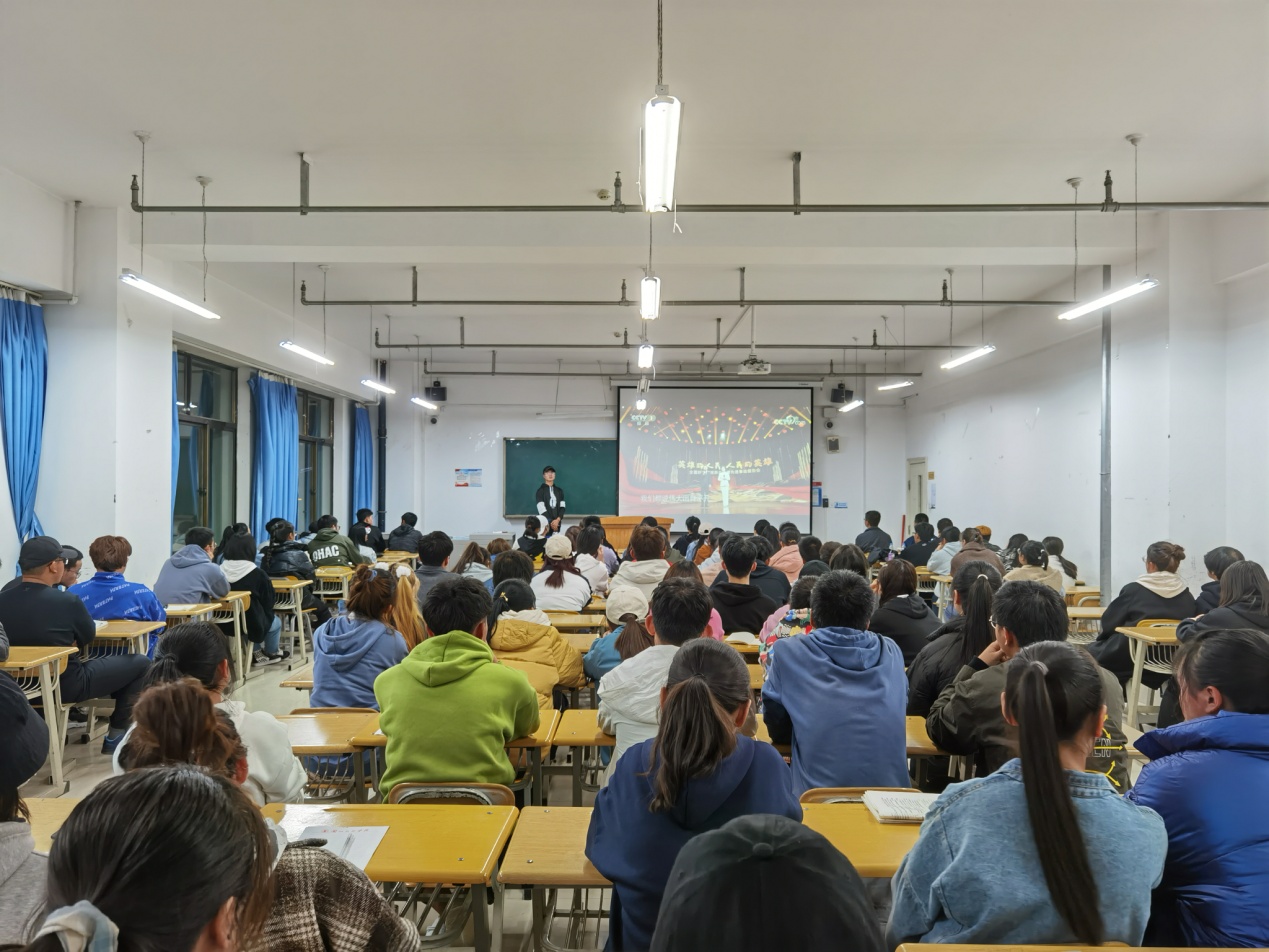 yl7703永利分团委开展“向抗疫英雄学习”主题团日活动
